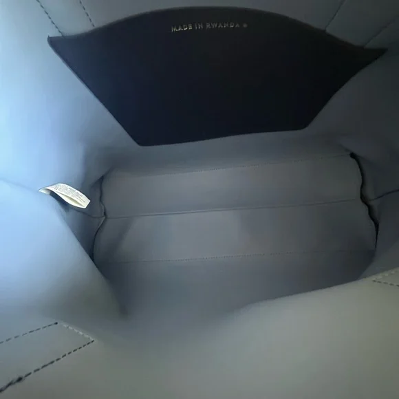 Kate Spade On Purpose Navy Leather Studded Tote Rwanda + MagSafe Wallet NWT - Picture 11 of 12